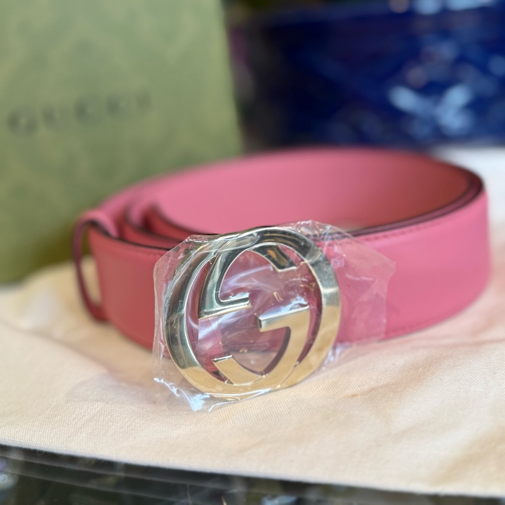 New Gucci Pink Leather Belt w GG Buckle Sz 80